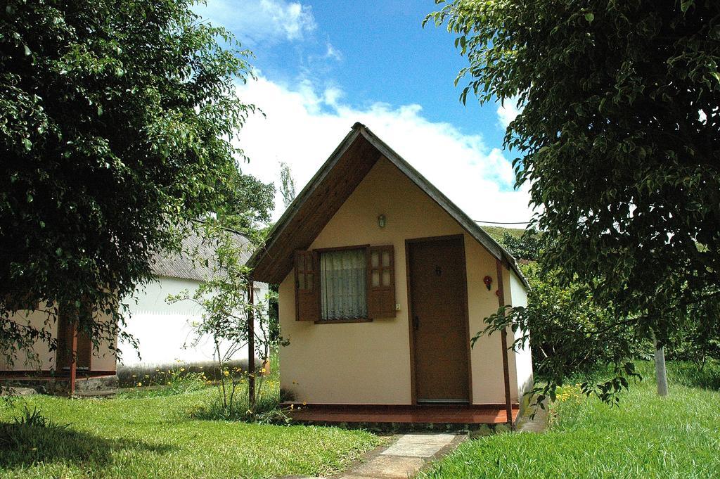 Pousada & Camping Serras Verdes Conservatória الغرفة الصورة